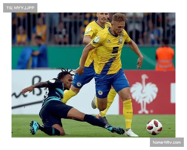 阿切成科隆反击新箭头 凯泽斯劳滕时期攻入18球